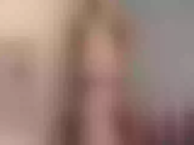 Live sex webcam photo for BlowMommy #252746729
