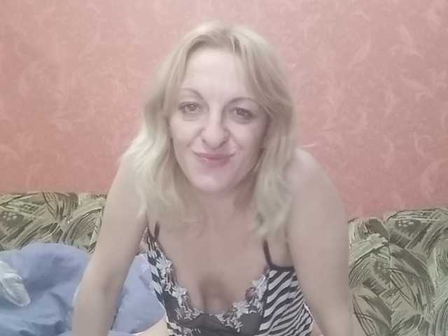 Live sex webcam photo for Nadin-slut #241366036