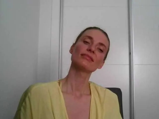 Live sex webcam photo for CelesteKissab #241317727