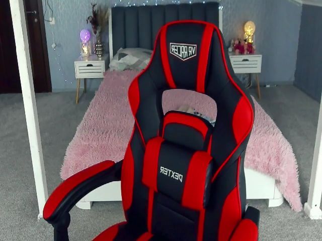 Live sex webcam photo for ReginaVin #256196548