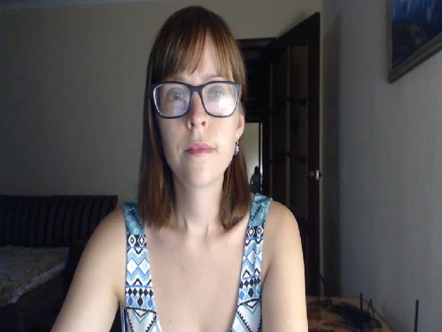 Live sex webcam photo for SmallUniverse #264810429