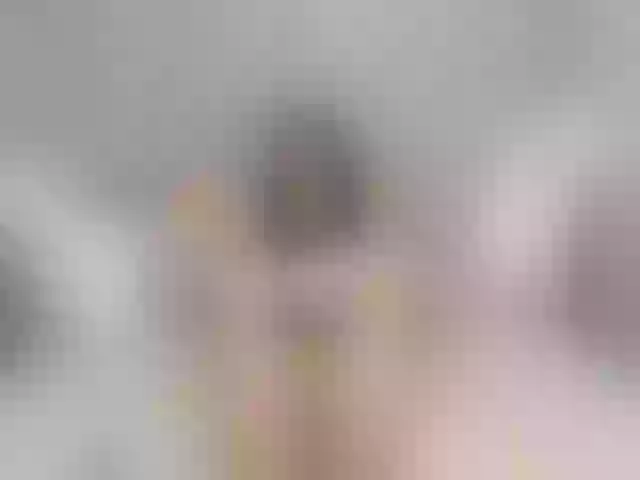 Live sex webcam photo for LinYaoKiss #255808635