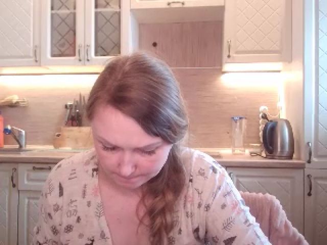 Live sex webcam photo for JaneGrey111 #256208132