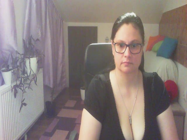 Live sex webcam photo for boosty4you #254246803