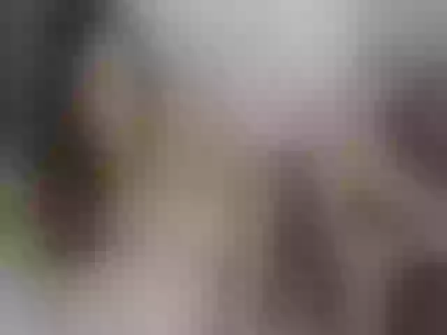 Live sex webcam photo for LittlePeach_ #263377886
