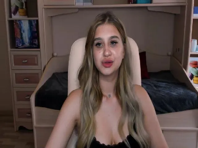 Live sex webcam photo for Playmind #262015047