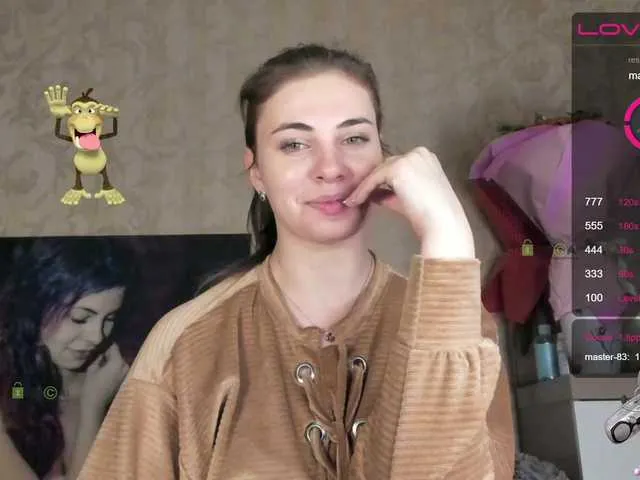 Live sex webcam photo for MargoHot7 #241084247