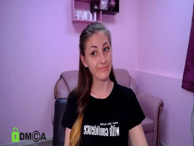 Live sex webcam photo for Tifany_Flin #255668631