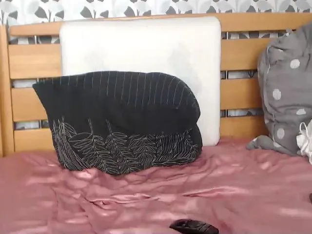 Live sex webcam photo for Kelywild #254778278