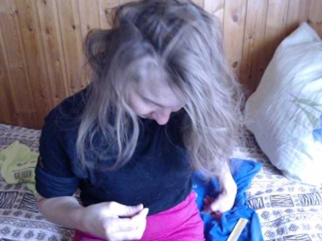 Live sex webcam photo for BarbiGirla #241312899