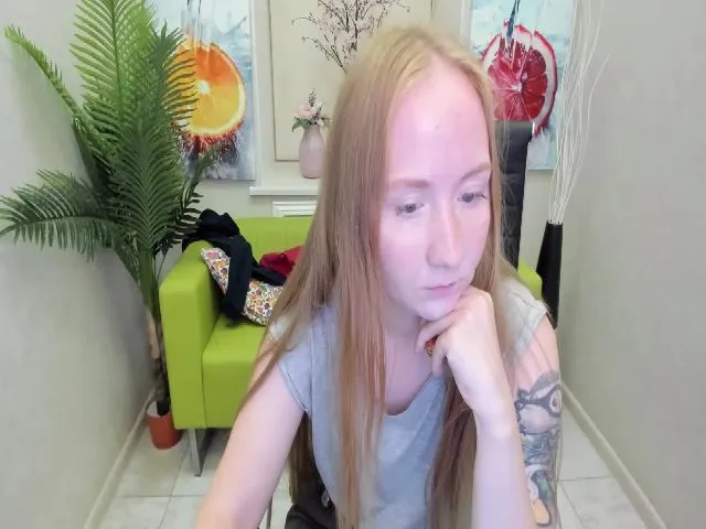 Live sex webcam photo for StunningKelly #258061018