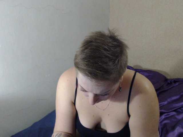 Live sex webcam photo for sandriana #241030662
