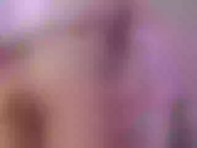 Live sex webcam photo for Sophie_pink18 #263351647