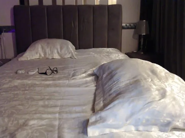 Live sex webcam photo for Sonyabrage #261733707