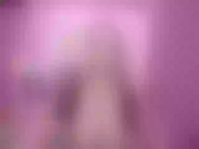 Live sex webcam photo for PtiMermaid #261869293