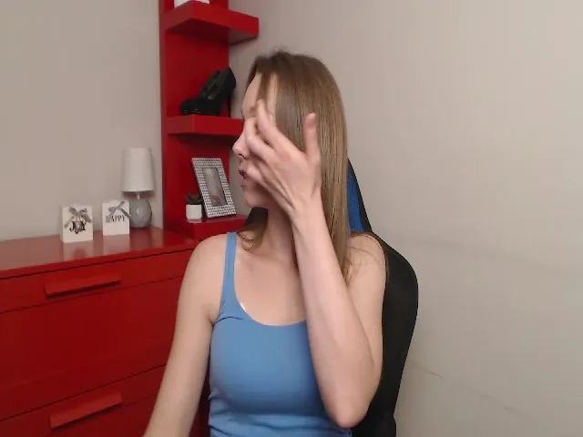 Live sex webcam photo for Little_ZOE #264803462