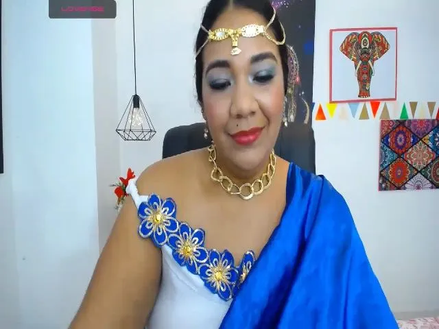 Live sex webcam photo for IndianMama #255978843