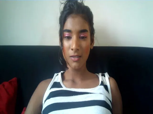 Live sex webcam photo for dirtyrissa69 #265556842