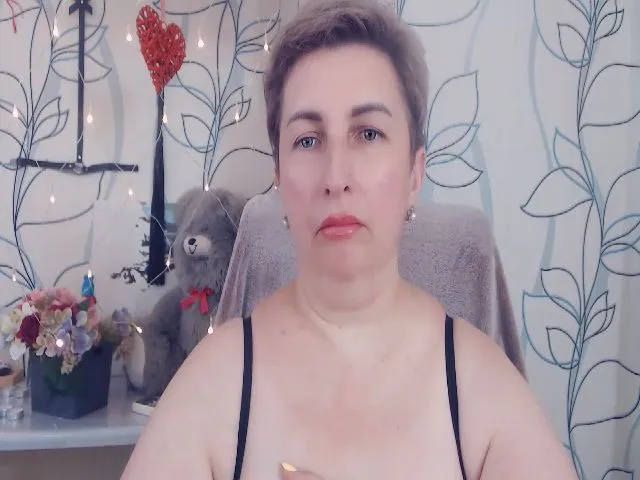 Live sex webcam photo for DepravedMadam #262558420