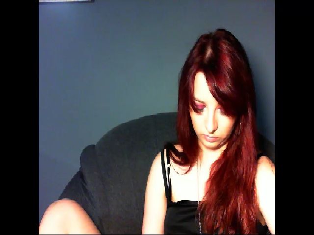 Live sex webcam photo for VirginLuna18 #258737218