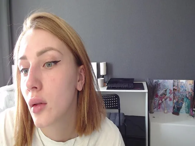 Live sex webcam photo for Netflixi #253331960
