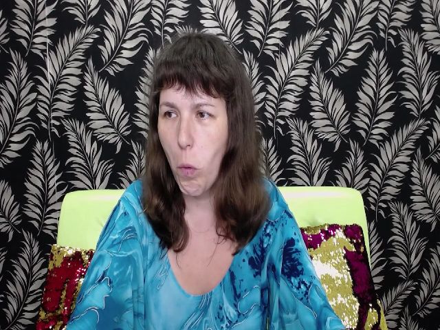 Live sex webcam photo for AliceInks #253336978