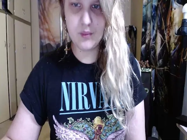 Live sex webcam photo for emilyhaze #263548639