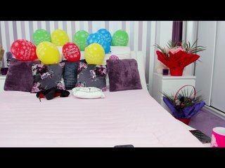 Live sex webcam photo for AprillChasse1 #240623040