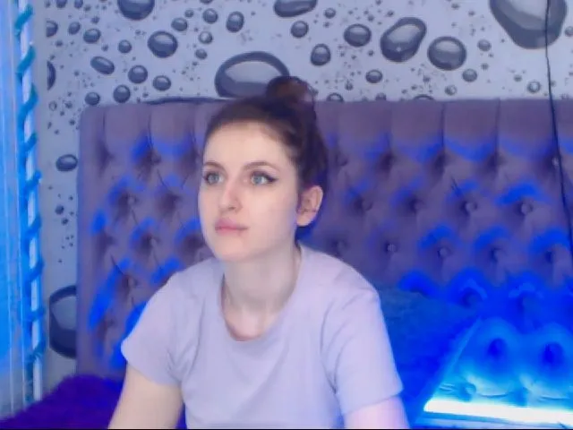 Live sex webcam photo for MaylyWalss #262884051