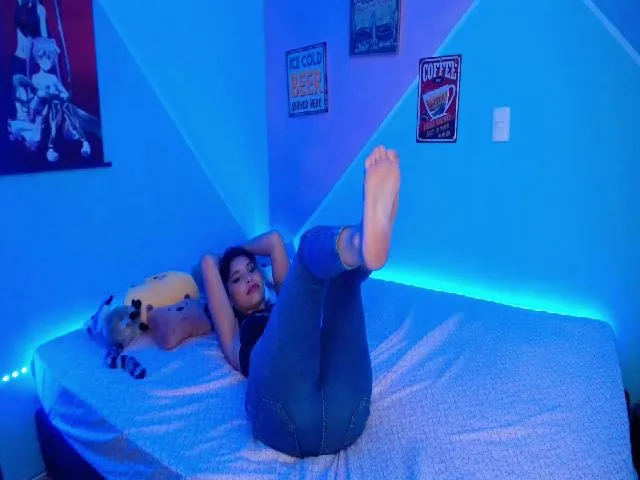 Live sex webcam photo for GynaPearl #252270647