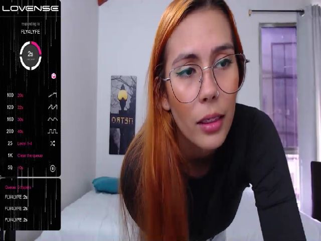 Live sex webcam photo for Alessiafioore #262064220