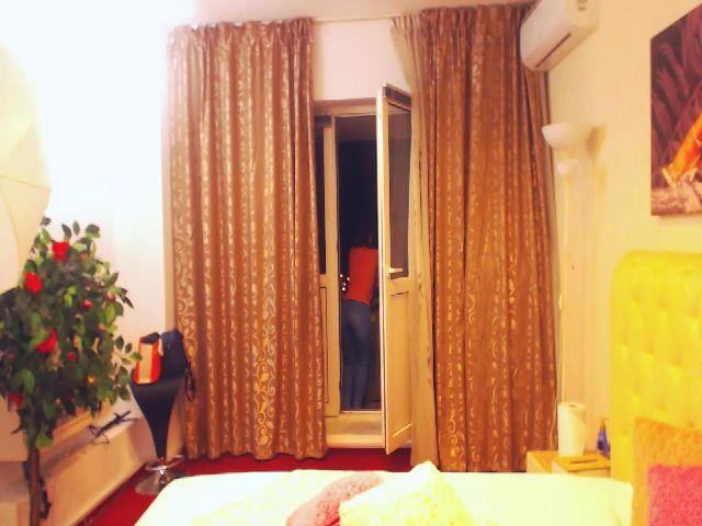 Live sex webcam photo for AlishaPacari #260362350