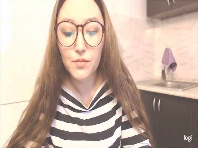 Live sex webcam photo for HrnyTeacher #252504578