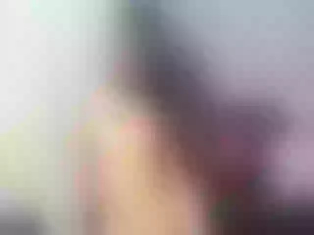 Live sex webcam photo for Juanitaa_01 #261779881