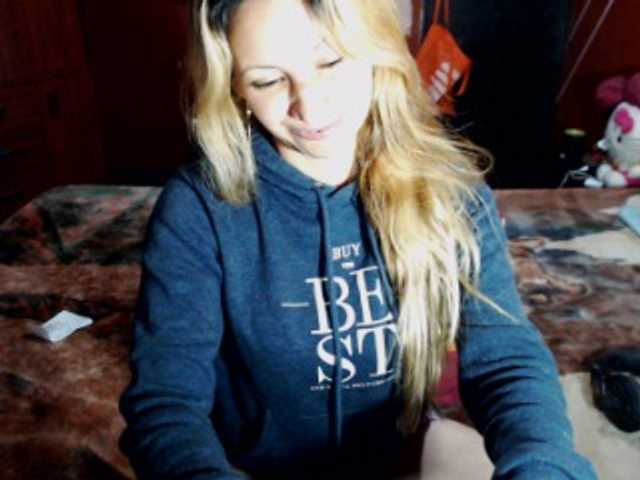 Live sex webcam photo for Ambeer- #245317181