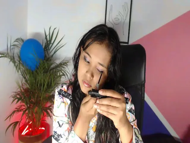 Live sex webcam photo for Adictionhorny #252713832