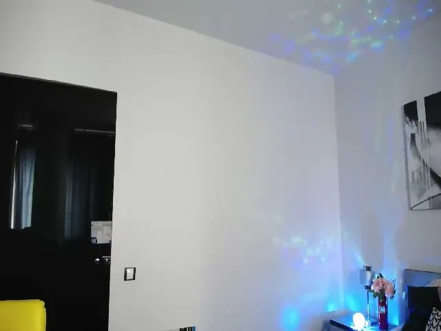 Live sex webcam photo for MarrieFleur #264938882