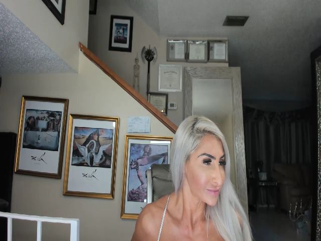 Live sex webcam photo for ADRIANA_FOX #261188531