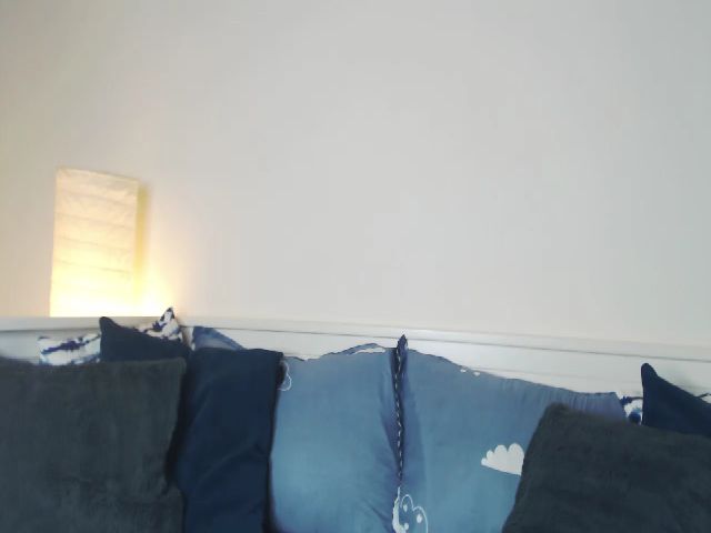 Live sex webcam photo for EveGoddes #254573032