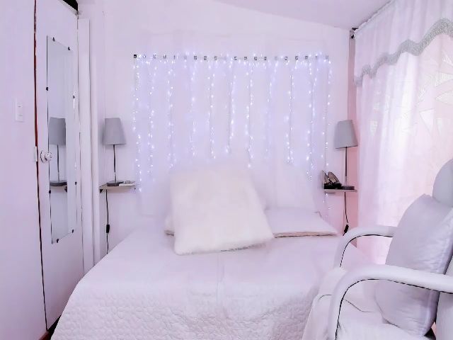 Live sex webcam photo for alishabunny_ #253486386