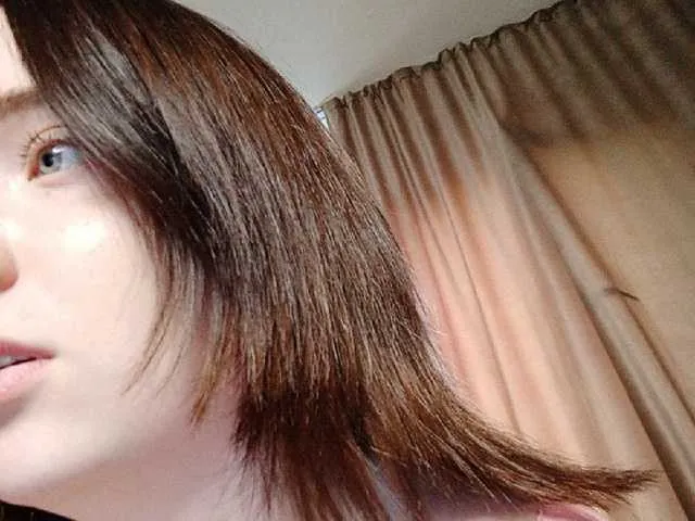 Live sex webcam photo for Ariel006 #241309986