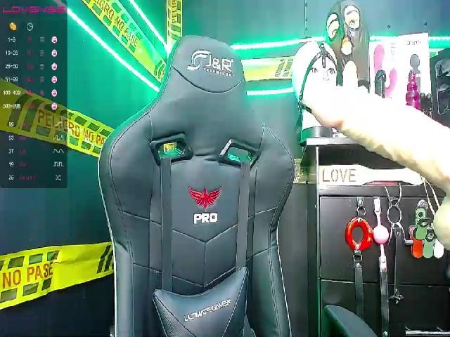 Live sex webcam photo for Rubi_slave #252428791