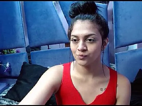 Live sex webcam photo for victorialatinhot_ #244952743