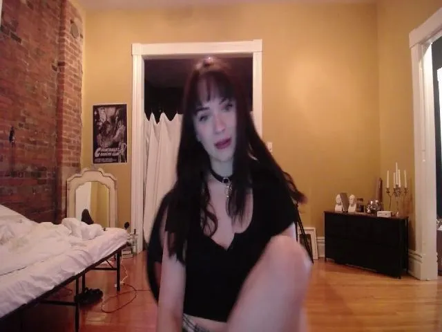 Live sex webcam photo for AlexIvy #262920856