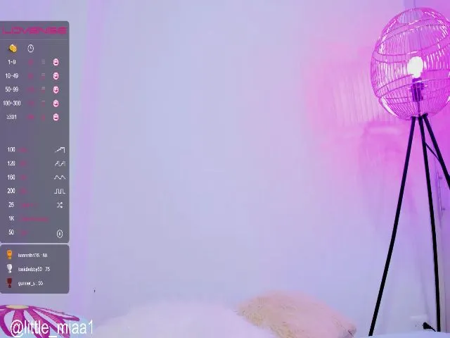 Live sex webcam photo for Little_Miaa1 #259110443