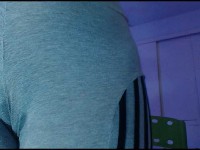 Live sex webcam photo for littlenaught2 #241338165