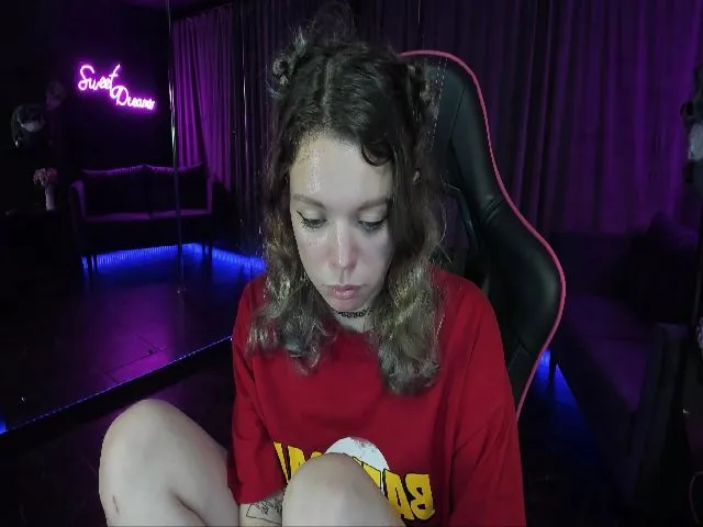 Live sex webcam photo for ClancyOsborne #264761118