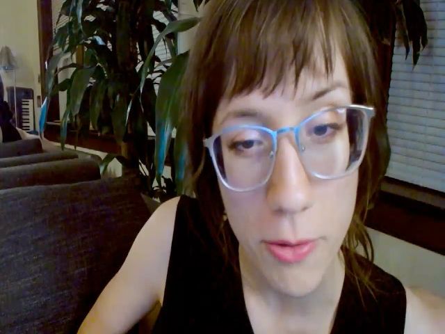 Live sex webcam photo for MinnieMoralia #255216123