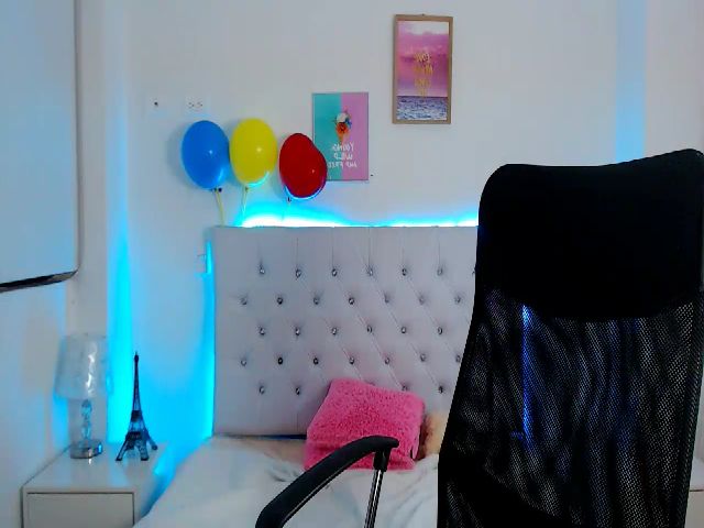 Live sex webcam photo for Alisson_Pardo #255680080