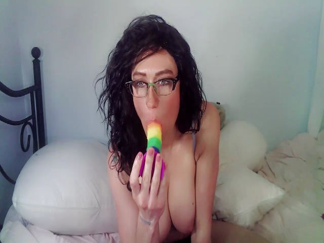 Live sex webcam photo for CandySextoy #263616870